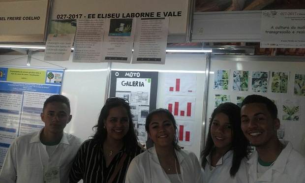 Trabalho dos estudantes da E.E. Eliseu Laborne e Vale, em Betim, estudou a cultura dos nudes entre os jovens. Foto: Arquivo da Escola